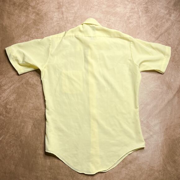 Vintage 70s Yellow Short Sleeve Dagger Collar Button Up Shirt Pastel Disco Retro - Picture 2 of 5